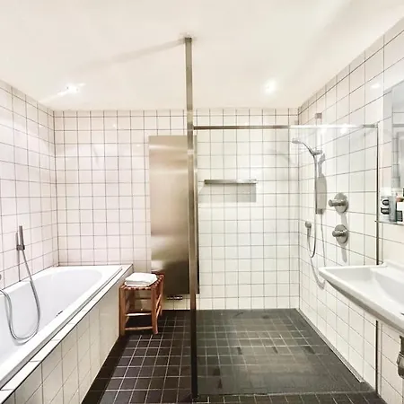 Historic Mansion In The Heart Of 304m2