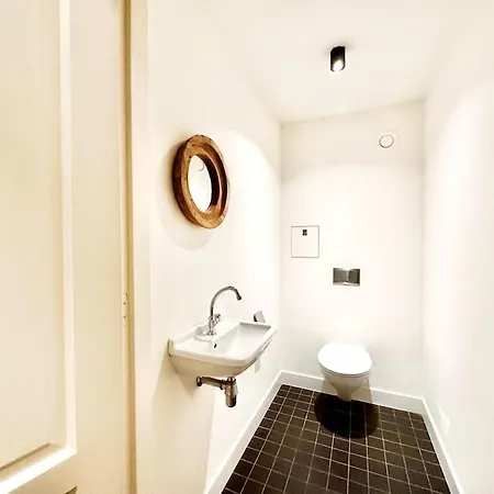 Historic Mansion In The Heart Of 304m2 *