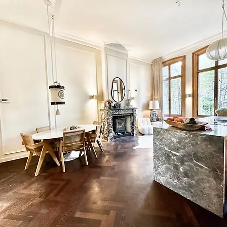 Διαμέρισμα Historic Mansion In The Heart Of 304m2