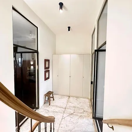 Historic Mansion In The Heart Of 304m2 Apartment *