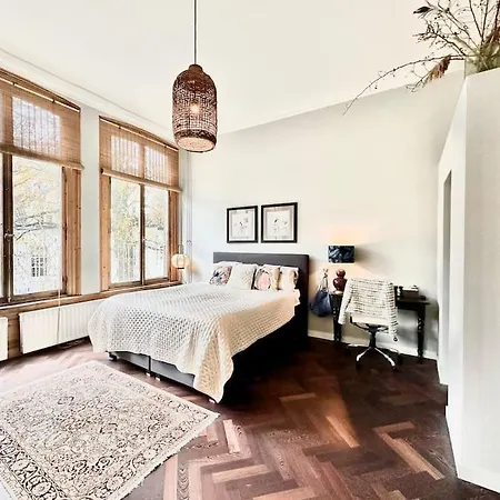 Διαμέρισμα Historic Mansion In The Heart Of 304m2 *